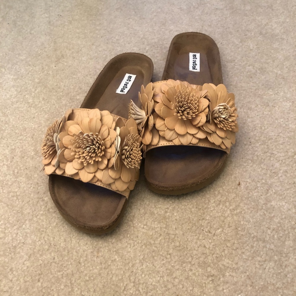 Beige Floral Slides - Picture 2 of 2